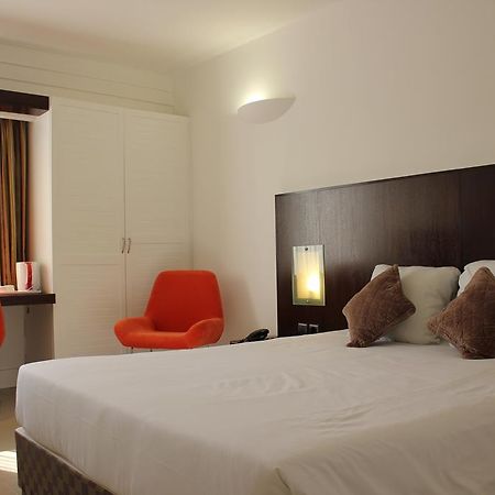 Hotel Le Saint Denis Exteriér fotografie